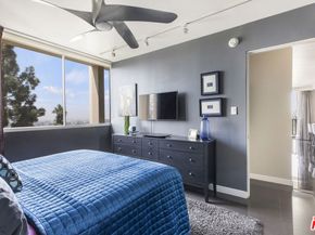 4455 Los Feliz Boulevard 907, Los Angeles CA 90027