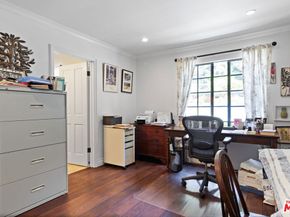 1060 Chantilly Road, Los Angeles CA 90077