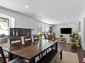 1060 Chantilly Road, Los Angeles CA 90077