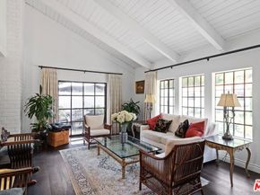 1060 Chantilly Road, Los Angeles CA 90077