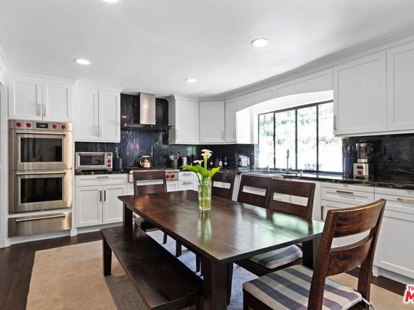 1060 Chantilly Road, Los Angeles CA 90077