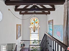 1060 Chantilly Road, Los Angeles CA 90077