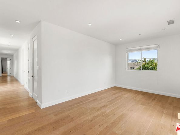 530 N Alta Vista Boulevard, Los Angeles CA 90036