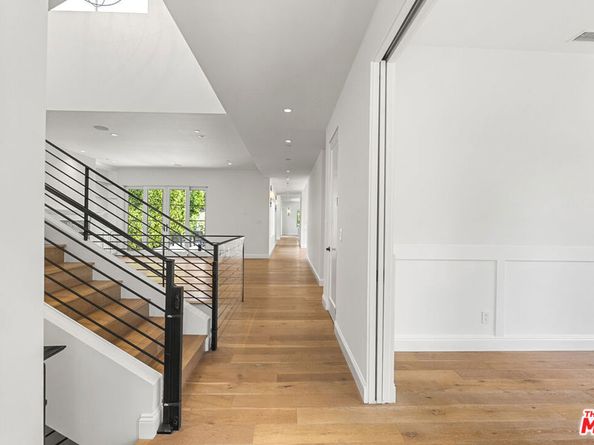 530 N Alta Vista Boulevard, Los Angeles CA 90036