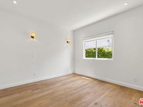 530 N Alta Vista Boulevard, Los Angeles CA 90036