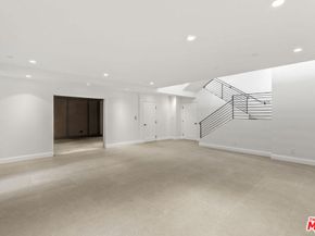 530 N Alta Vista Boulevard, Los Angeles CA 90036