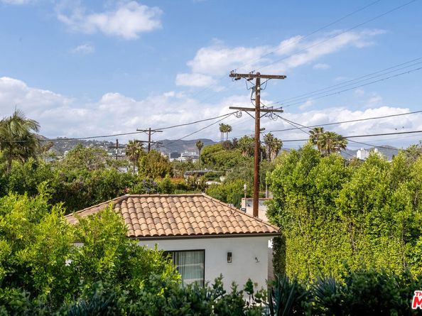 530 N Alta Vista Boulevard, Los Angeles CA 90036