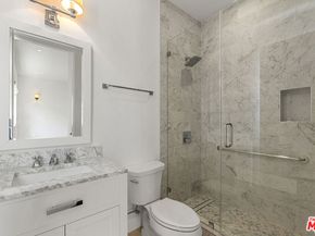 530 N Alta Vista Boulevard, Los Angeles CA 90036