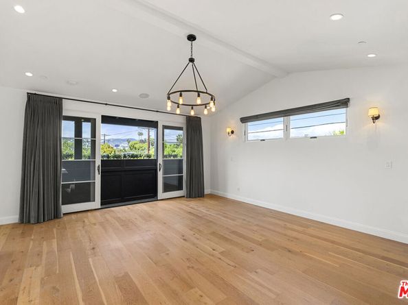 530 N Alta Vista Boulevard, Los Angeles CA 90036