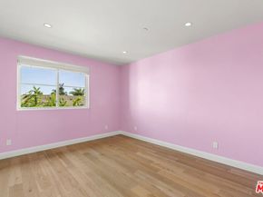 530 N Alta Vista Boulevard, Los Angeles CA 90036