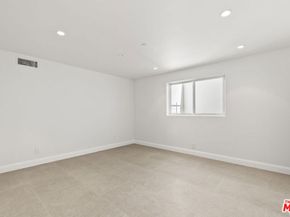 530 N Alta Vista Boulevard, Los Angeles CA 90036