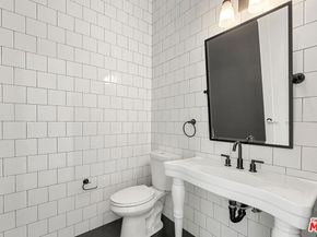 530 N Alta Vista Boulevard, Los Angeles CA 90036