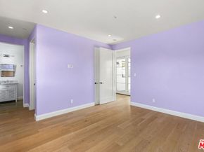 530 N Alta Vista Boulevard, Los Angeles CA 90036