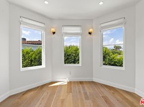 530 N Alta Vista Boulevard, Los Angeles CA 90036