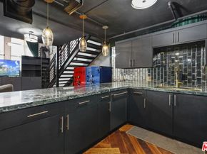 1130 S Flower Street 121, Los Angeles CA 90015