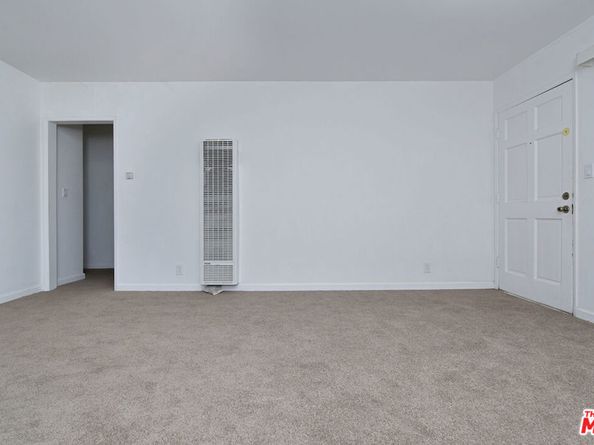 9301 Darby Avenue, Northridge CA 91325