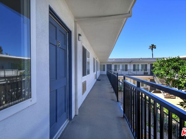 9301 Darby Avenue, Northridge CA 91325