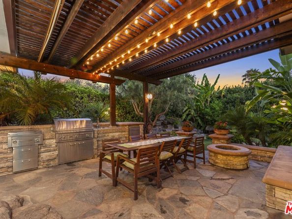 10300 Northvale Road, Los Angeles CA 90064