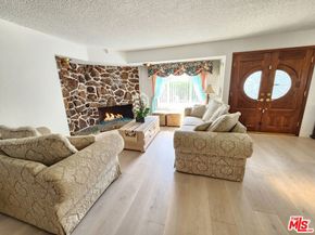 8130 Grimsby Avenue, Los Angeles CA 90045