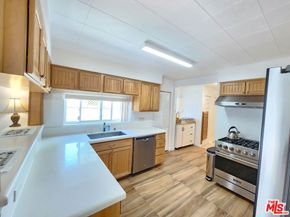 8130 Grimsby Avenue, Los Angeles CA 90045