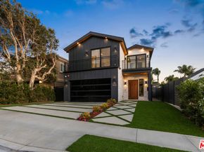 908 Rosecrans Avenue, Manhattan Beach CA 90266