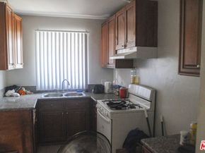 685 S Coronado Street, Los Angeles CA 90057