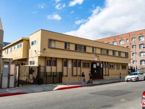 685 S Coronado Street, Los Angeles CA 90057