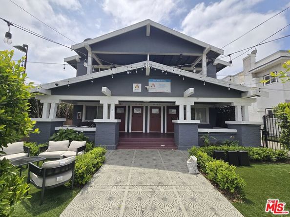 1324 W 30th Street, Los Angeles CA 90007