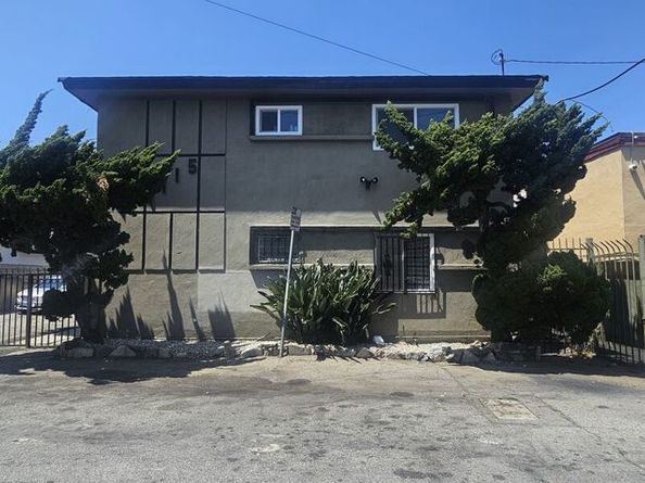 1115 W 111th Street, Los Angeles CA 90044
