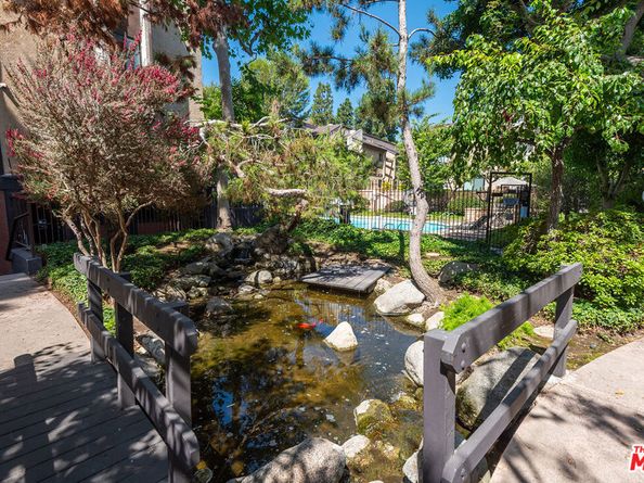 8110 Manitoba Street 109, Playa Del Rey CA 90293
