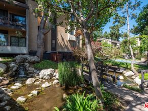 8110 Manitoba Street 109, Playa Del Rey CA 90293