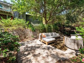 22760 Chamera Lane, Topanga CA 90290