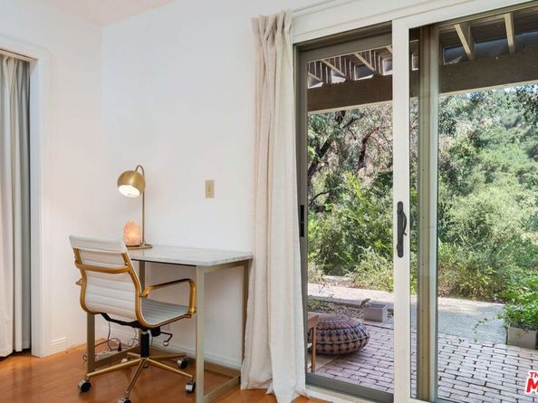 22760 Chamera Lane, Topanga CA 90290