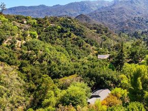 22760 Chamera Lane, Topanga CA 90290