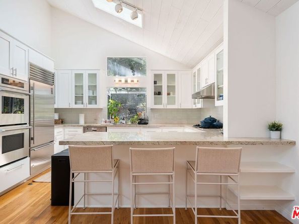 22760 Chamera Lane, Topanga CA 90290