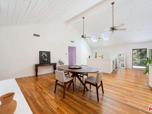 22760 Chamera Lane, Topanga CA 90290