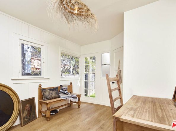 230 Sherman Canal, Venice CA 90291