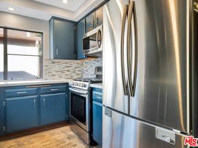 8558 De Soto Avenue 41, Canoga Park CA 91304