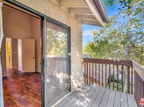 8558 De Soto Avenue 41, Canoga Park CA 91304