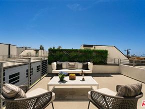 3807 S Verona Court, Los Angeles CA 90066