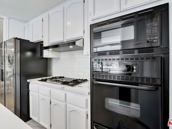 10531 Ashton Avenue 201, Los Angeles CA 90024