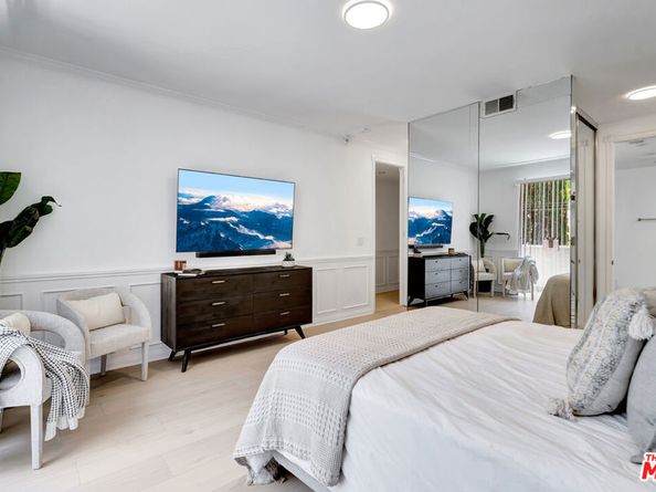 10531 Ashton Avenue 201, Los Angeles CA 90024