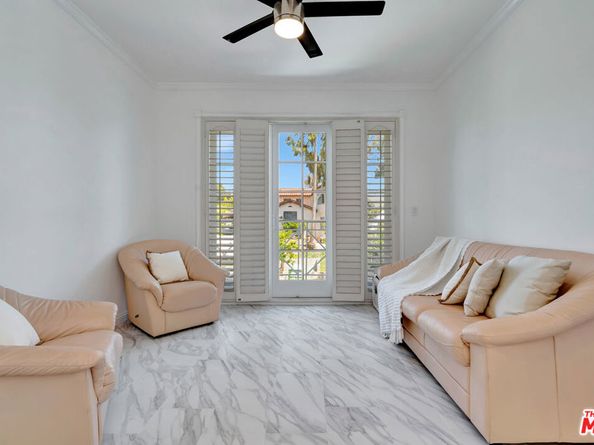 10531 Ashton Avenue 201, Los Angeles CA 90024
