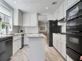 10531 Ashton Avenue 201, Los Angeles CA 90024