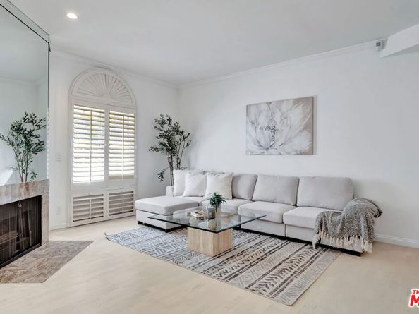 10531 Ashton Avenue 201, Los Angeles CA 90024