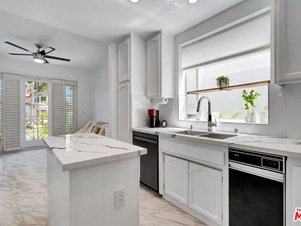 10531 Ashton Avenue 201, Los Angeles CA 90024
