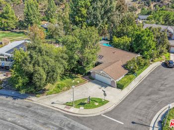 4126 Ellenita Avenue