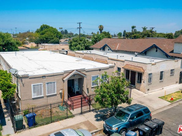 1139 E 68th Street, Los Angeles CA 90001