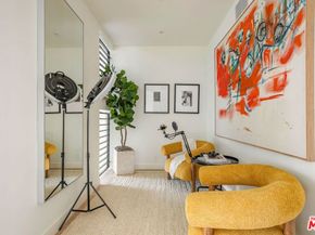 917 1/2 Hilldale Avenue, West Hollywood CA 90069