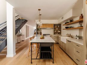 700 Main Street 11, Venice CA 90291